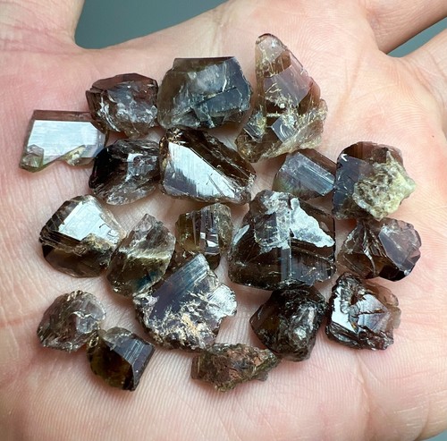 136 axinite crystals with - 136,